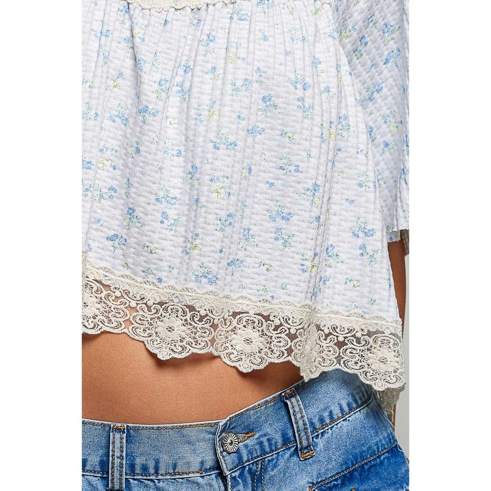 POL Floral Print Lace Trim Blouse - Pale Blue - Large - Picture 6 of 6